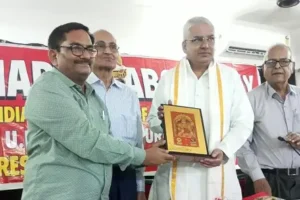 पत्रकारों की आवाज़ बनेंगे मंत्री मयंकेश्वर, कहा—पेंशन पर करूंगा मुख्‍यमंत्री से वकालत